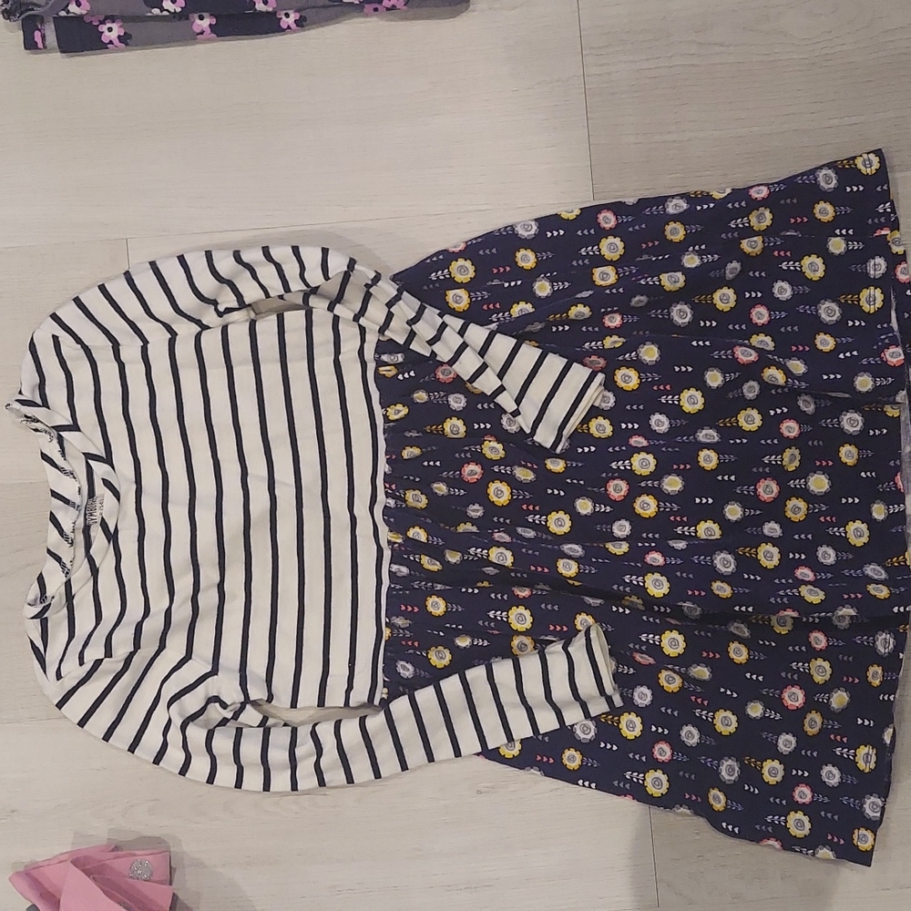 Like new Bundle of 6 dresses - Picture 11 of 16